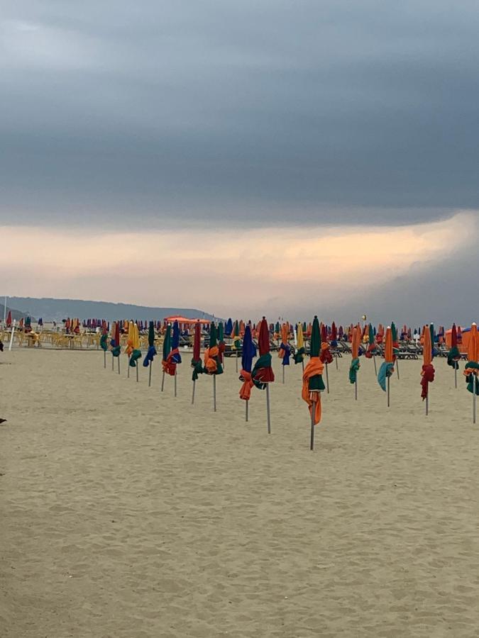 Horizon Bleu Lejlighed Deauville Eksteriør billede